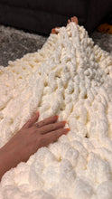 Load image into Gallery viewer, Handmade Big Chunky blanket
